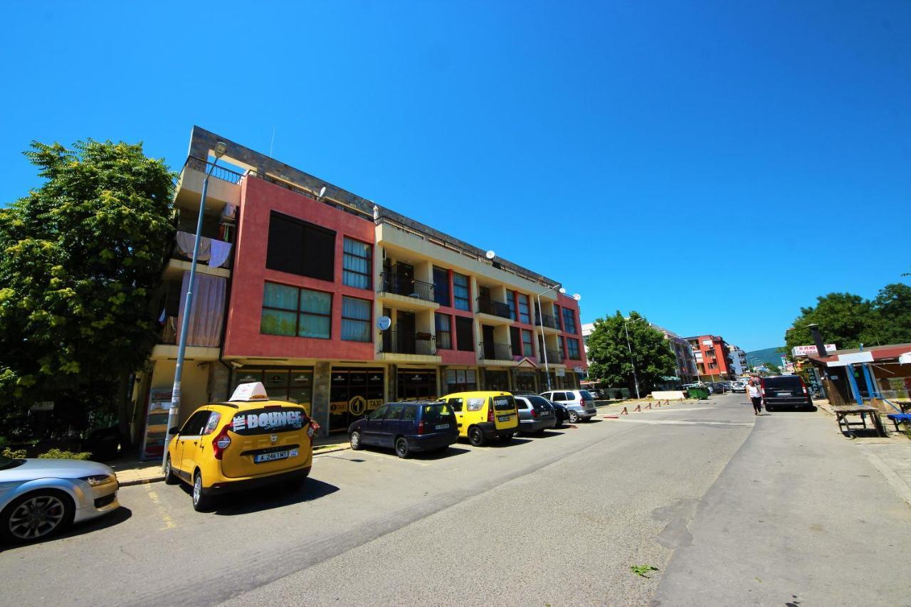 Menada Crystal Park Apartments Sunny Beach Exterior photo